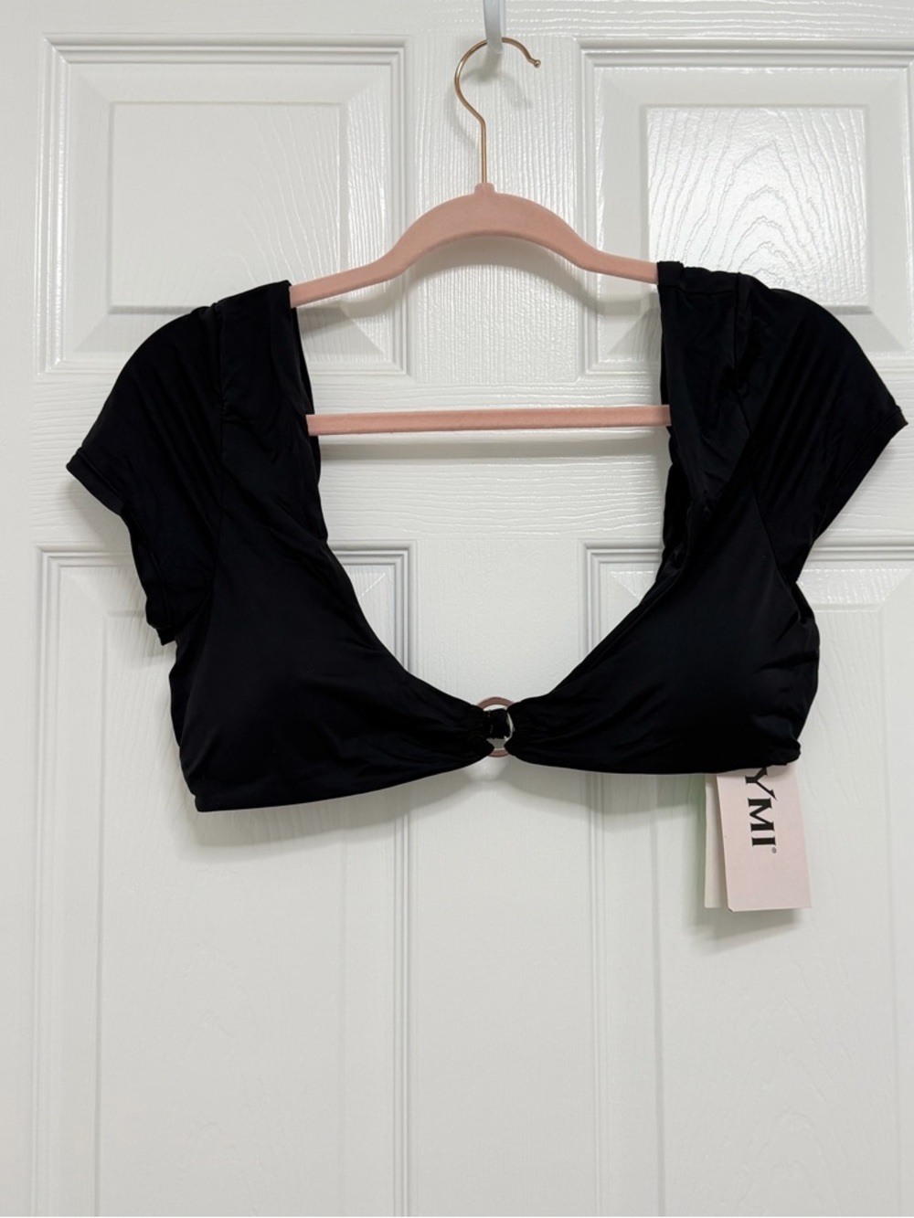 Black Ring-Front bikini Top NWT